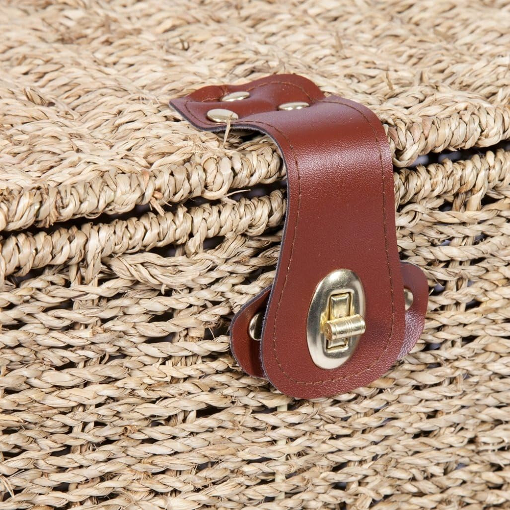 Seagrass Lidded Storage Trunk – Medium – front fastening close-up